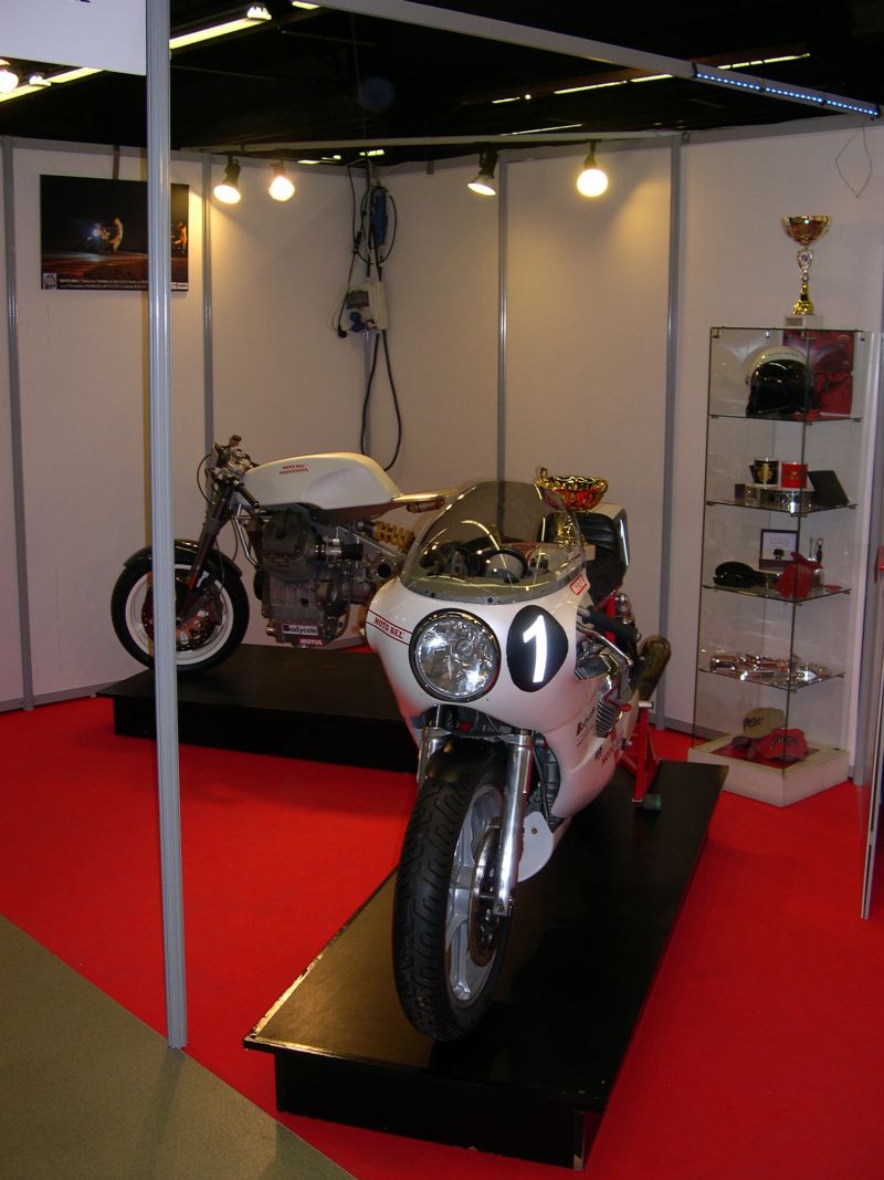 MOTO LEGENDE 6